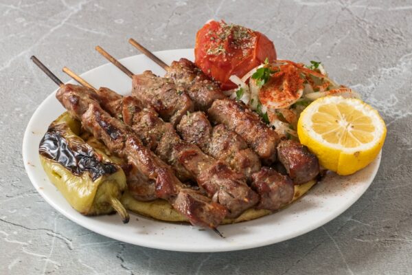 Μερίδα Καλαμάκια Χοιρινά