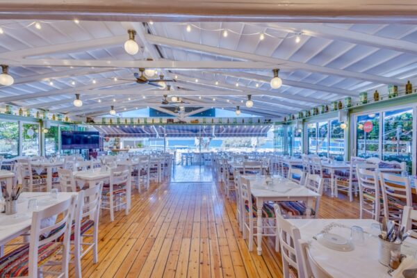 Κατάστημα Μπαρμπαλιάς Σαρωνίδα - η Σάλα μας