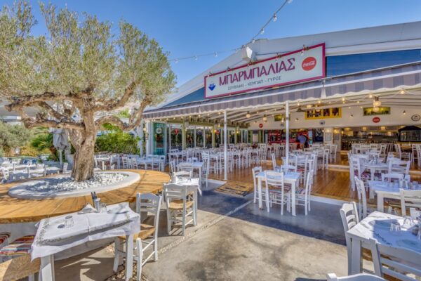 Κατάστημα Μπαρμπαλιάς Σαρωνίδα - η Αυλή και η Σάλα μας