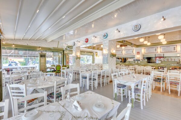 Κεμπαπτζίδικο Μπαρμπαλιάς Κατάστημα Μαρούσι Η Σάλα μας