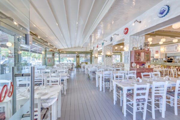 Κεμπαπτζίδικο Μπαρμπαλιάς Κατάστημα Μαρούσι Η Σάλα μας