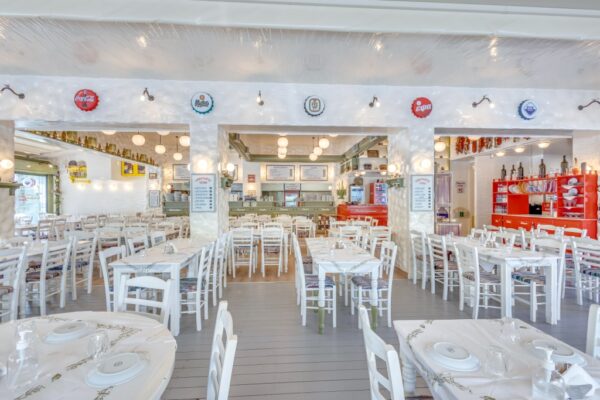 Κεμπαπτζίδικο Μπαρμπαλιάς Κατάστημα Μαρούσι Η Σάλα μας