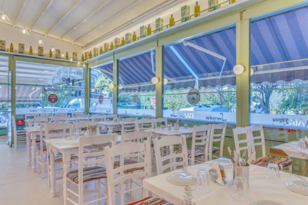 Κεμπαπτζίδικο Μπαρμπαλιάς Κατάστημα Hilton η Σάλα μας