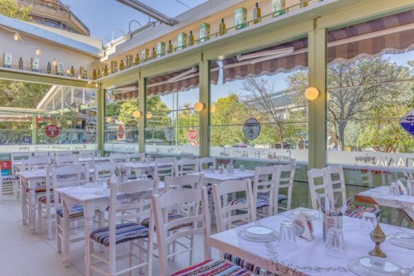 Κεμπαπτζίδικο Μπαρμπαλιάς Κατάστημα Hilton η Σάλα μας