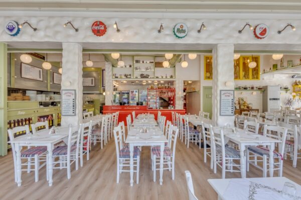 Κεμπαπτζίδικο Μπαρμπαλιάς Κατάστημα Χαλάνδρι Η Σάλα μας