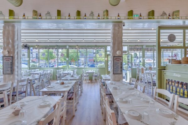 Κεμπαπτζίδικο Μπαρμπαλιάς Κατάστημα Χαλάνδρι Η Σάλα μας