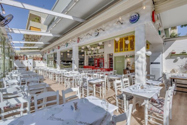 Κεμπαπτζίδικο Μπαρμπαλιάς Κατάστημα Χαλάνδρι Η Σάλα μας